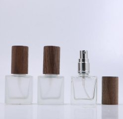 SMALL GLASS BOTTLE HJ-M0004 10ML